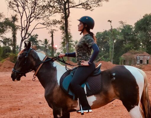 Samyuktha Prepares for ‘Swayambhu’ with Horse Riding Lessons Samyukta latest